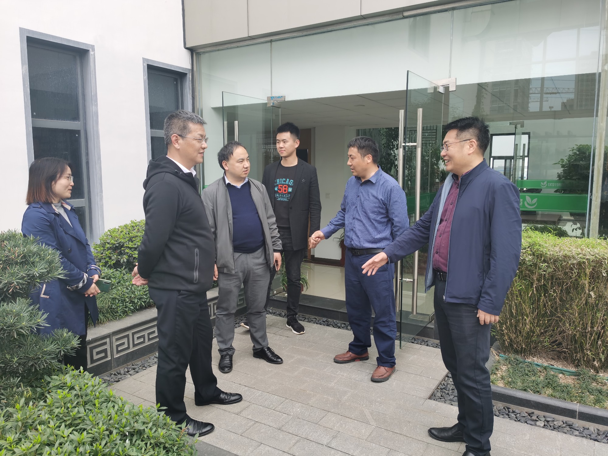 图片关键词